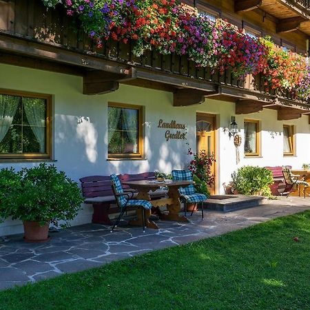 Landhaus Gredler Майрхофен Экстерьер фото